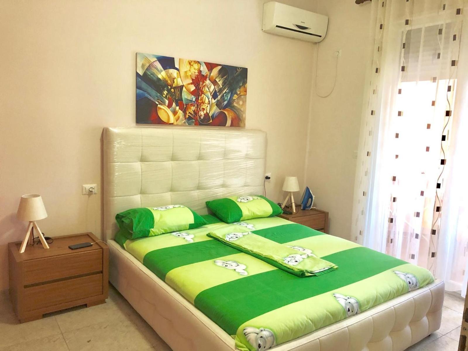 Apartment Apartament Velipoje